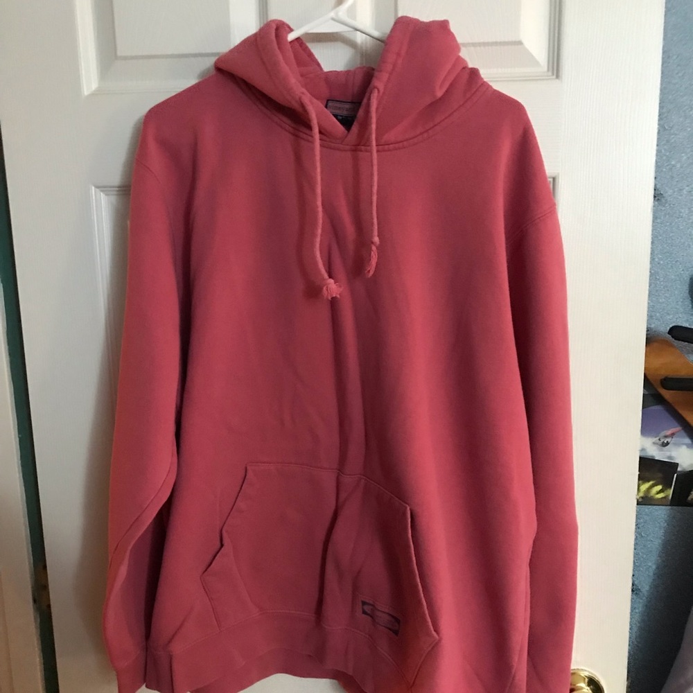 Men’s Vineyard Vines hooded sweatshirt